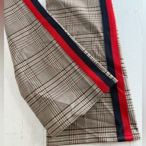 Plaid Women’s Pants with Red and Black Stripes
Size :  30
Ankle length
